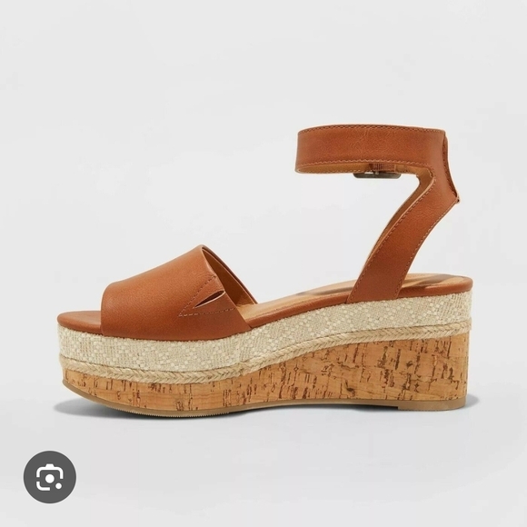Universal Thread Brown Wedge Sandals Sz 7 New With Tag - Picture 2 of 9